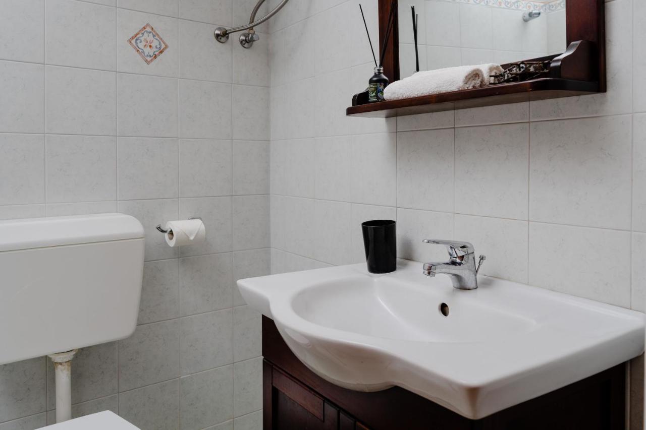 Naxos City Small Apartment In Grotta Naxos מראה חיצוני תמונה