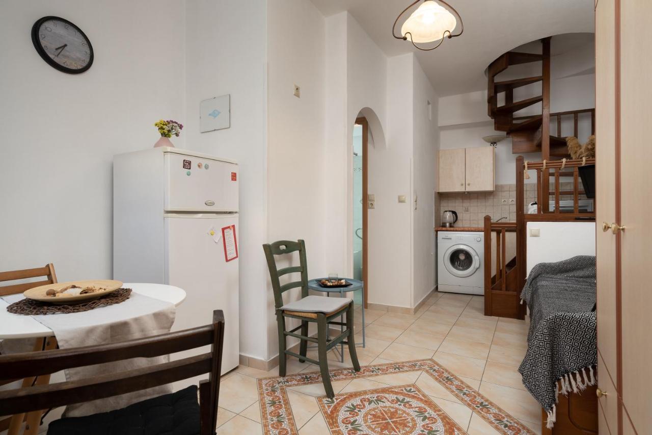 Naxos City Small Apartment In Grotta Naxos מראה חיצוני תמונה