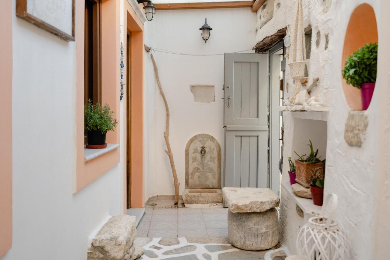Naxos City Small Apartment In Grotta Naxos מראה חיצוני תמונה